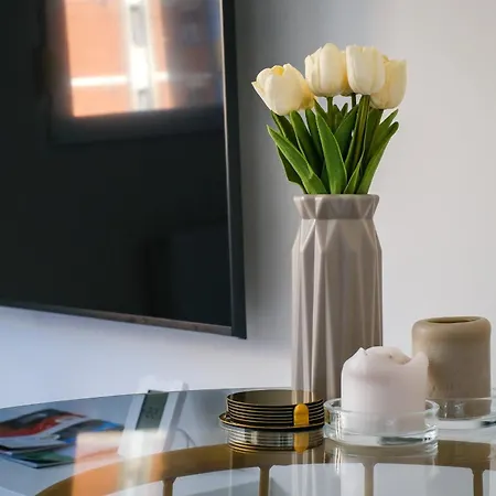 In Nis, Center! Brand-new